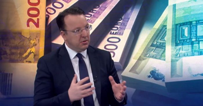 НИКОЛОСКИ: Изминатата година во патната инфраструктура се направи повеќе отколку во последните девет години