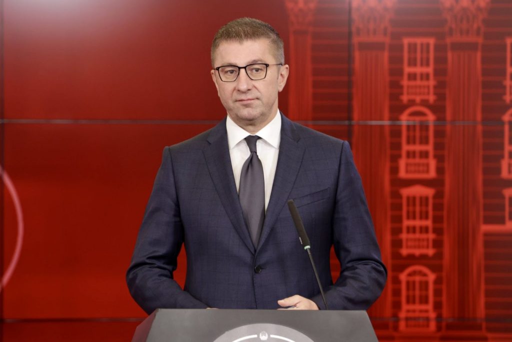 „БОРБАТА БЕШЕ ЖЕСТОКА“: Мицкоски за случувањата околу извештајот за Македонија на Вајц