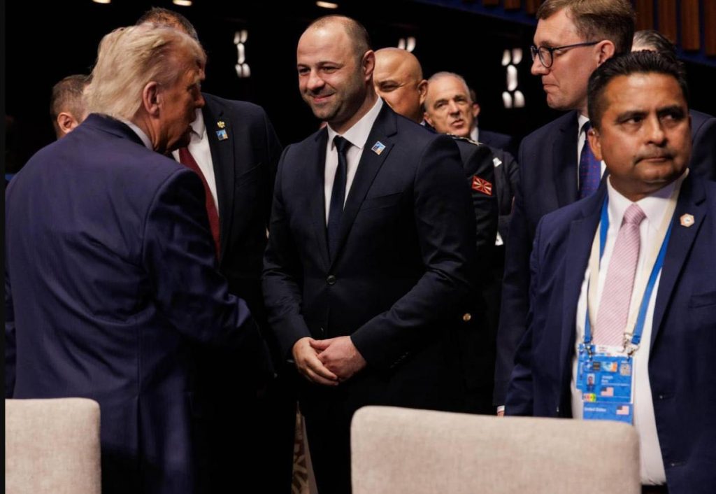 МИСАЈЛОВСКИ СЕ СРЕТНА СО ТРАМП: Во Хаг донесовме одлука за зголемување на инвестициите во одбраната
