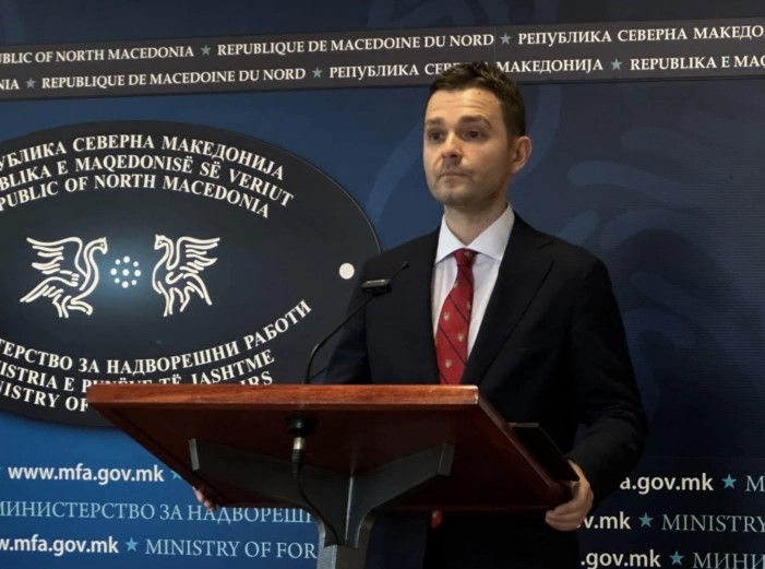 ДАЛИ ЌЕ ИМА СРЕДБИ ВО ХАГ ЗАВИСИ ОД СОФИЈА, ВЕЛИ МУЦУНСКИ: „Сакаме комуникација, но остануваме на државната позиција“