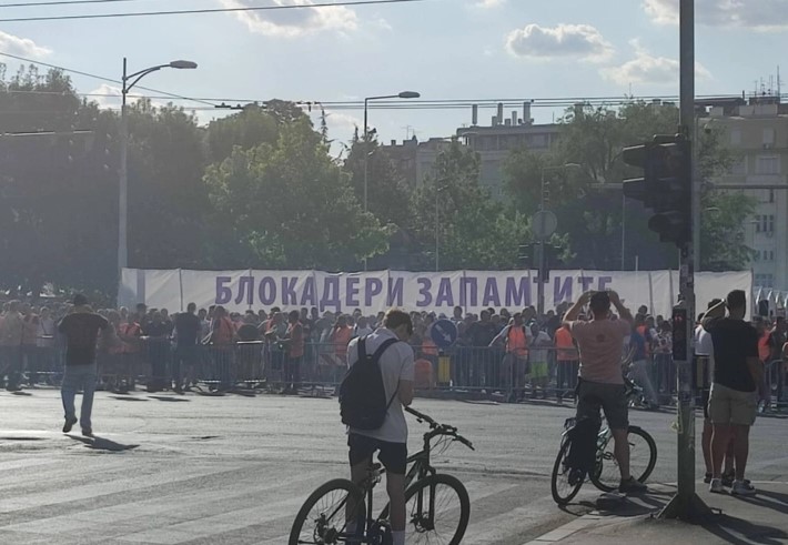 Во Белград заврши литературното попладне одржано од студентите кои се противат на блокадите