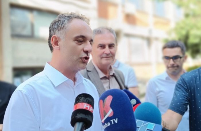 Алиу вети решавање на проблемот со хонорарците во тетовската болница