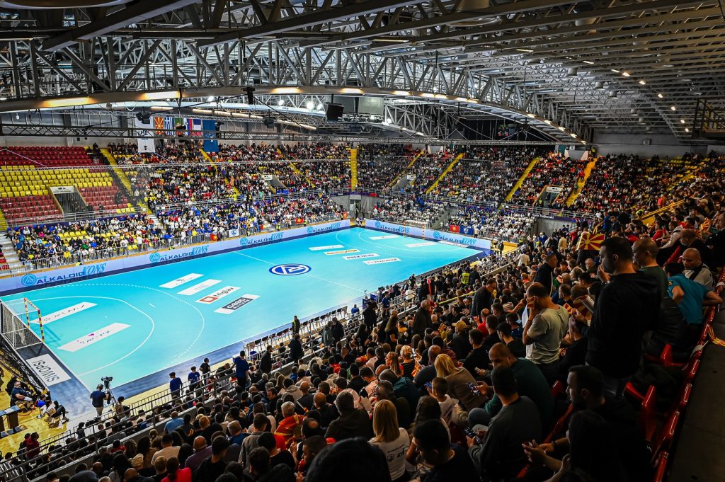 АЕК доби двегодишна суспензија, Алкалоид парична казна од 5 000 евра