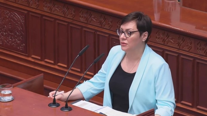 ДИМИТРИЕСКА-КОЧОСКА: Секоја година ќе враќаме по една еврообврзница, издадени од претходната влада како наследството за сегашната