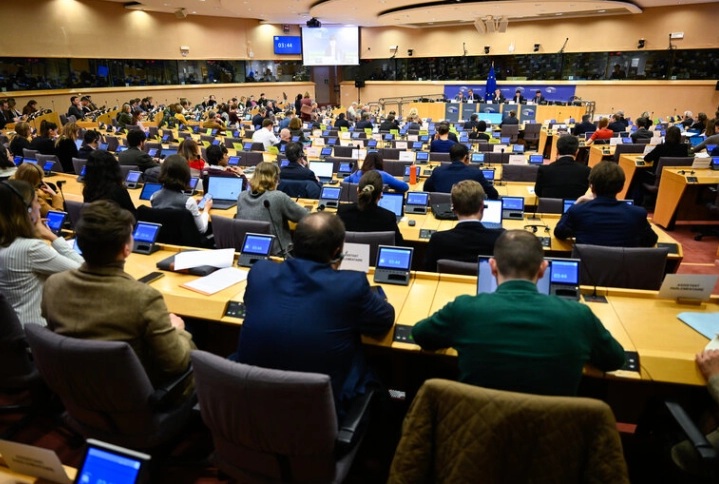ЕВРОПАРЛАМЕНТ: На предлог од известувачот Вајц денешното гласање во АФЕТ по извештајот за Македонија одложено е за 24 јуни