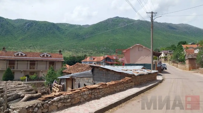 МАКЕДОНЦИТЕ ВО АЛБАНИЈА: Со жар во очите велат ние сме Македонци, Македонија ја носиме во срцето, таа е наша матична земја