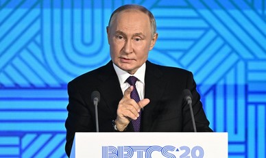 УШАКОВ: Претседателот Путин ќе учествува на самитот на БРИКС во Бразил