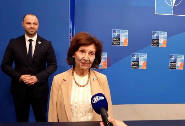 СИЉАНОВСКА: Имав пријатен разговор со премиерот на Бугарија за нужноста од меѓусебно разбирање и почитување меѓу двата народа