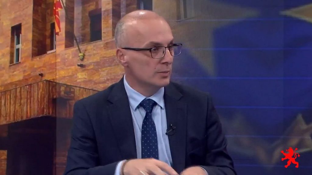 МИЛОШОСКИ: Да не потпишуваа лековерно договори, Заев, Димитров, Османи и Маричиќ, како оној со Бугарија, Македонија ќе имаше далеку подобра меѓународна позиција