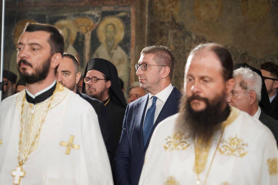 ХИРОТОНИСАН ВЛАДИКАТА Г. ГЕОРГИЈ: На устоличувањето на тронот на Дебарско-кичевската епархија беше и премиерот Мицкоски