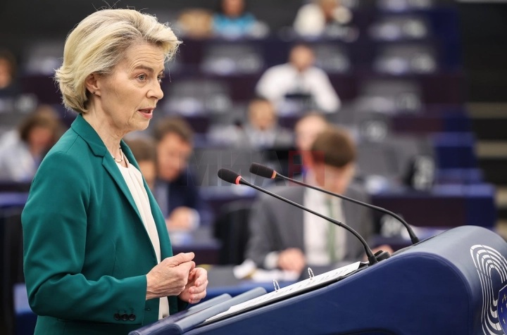 ФОН ДЕР ЛАЈЕН: Кина од неразвиена земја стана светски заемодавач, со мегаградови ги замени селата и стана светски индустриски гигант