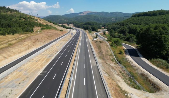 (ФОТО ГАЛЕРИЈА) ТОА ШТО БЕШЕ НЕЗАМИСЛИВО СТАНУВА РЕАЛНОСТ: Автопатот Кичево-Охрид