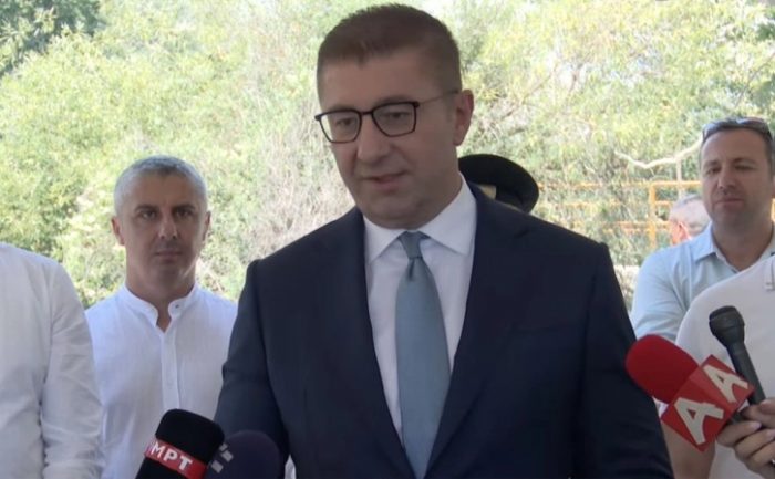 МИЦКОСКИ: Долгот е намалн и се што сме се задолжиле е за капитални инвестиции, а не за плати и пензии како што правеа СДСМ и ДУИ