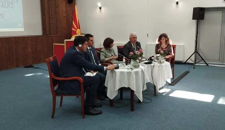 СИЉАНОВСКА: И Австрија можеше да и го прави на Словенија тоа што ни се случува нам со Бугарија оти во Уставот ги нема Австријците