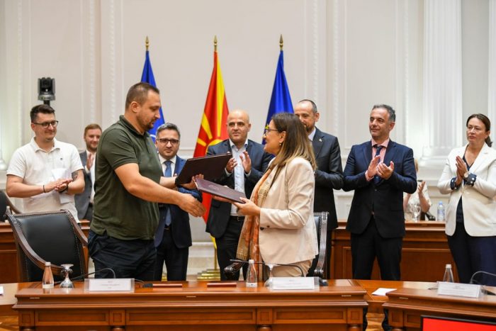ТРЕНДАФИЛОВ: Бараме владиното бифе да го отворат како работничка менза, никој нема право да им кажува на граѓаните што да јадат