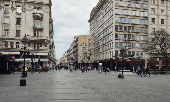 МИНИМАЛНА ПЛАТА ВО СРБИЈА: Минималецот од октомври се зголемува на 500 евра, а целта на Владата е во 2028 да биде 650 евра