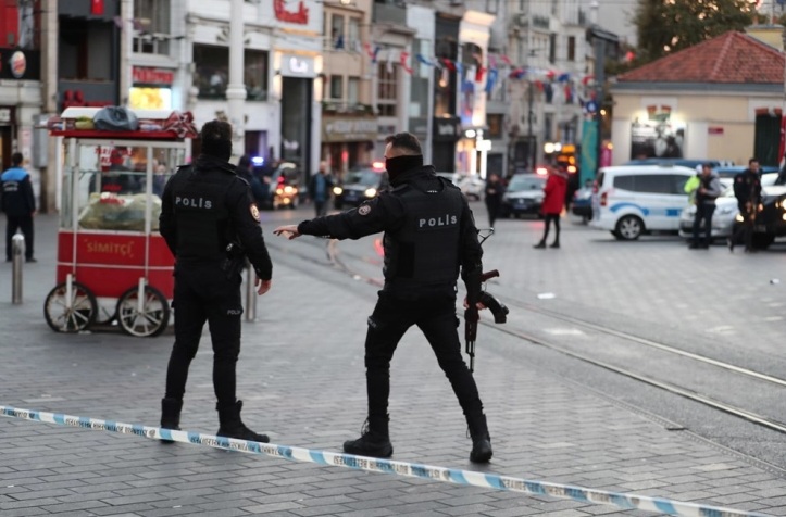 ГОЛЕМА АНТИТЕРОРИСТИЧКА АКЦИЈА: Во 8 провинции во Турција се уапсени 153 осомничени поради нивна вмешаност во Исламска држава