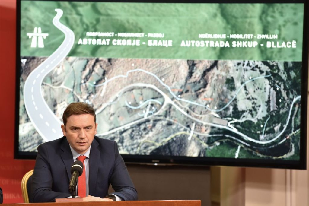 ВРЕДИ: Поминаа 5 години, 7 месеци и 8 дена од свечениот потпис на договорот од Бујар Османи за „првите 2 км“ од автопатот Скопје – Блаце