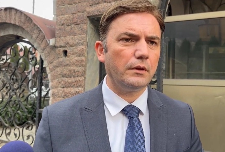 ОСМАНИ: Имам стратегија за Чаир, училиштата да се специјализираат – „Лирија“ за борење, „Ш. Трстена“ за кошарка, „7 Март“ за ракомет, „И. Ќемали“ за одбојка, „И. Елез“ за карате