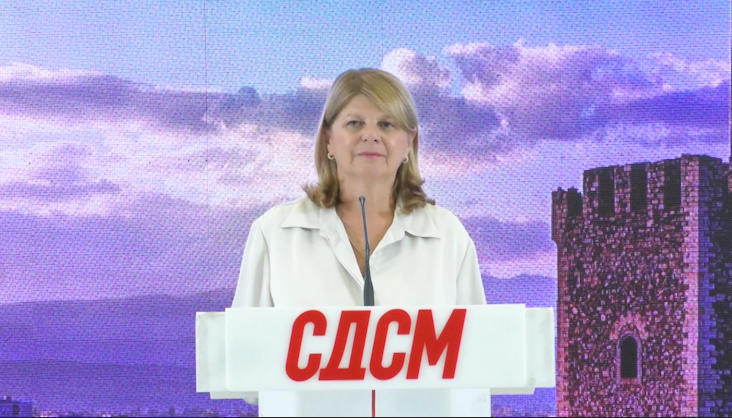 ИНТЕРВЈУ НА ШУКОВА ЗА МИА: Јас се возам со автобуси и гледам во каква состојба се, голем дел возат и позади нив испуштаат таков чад