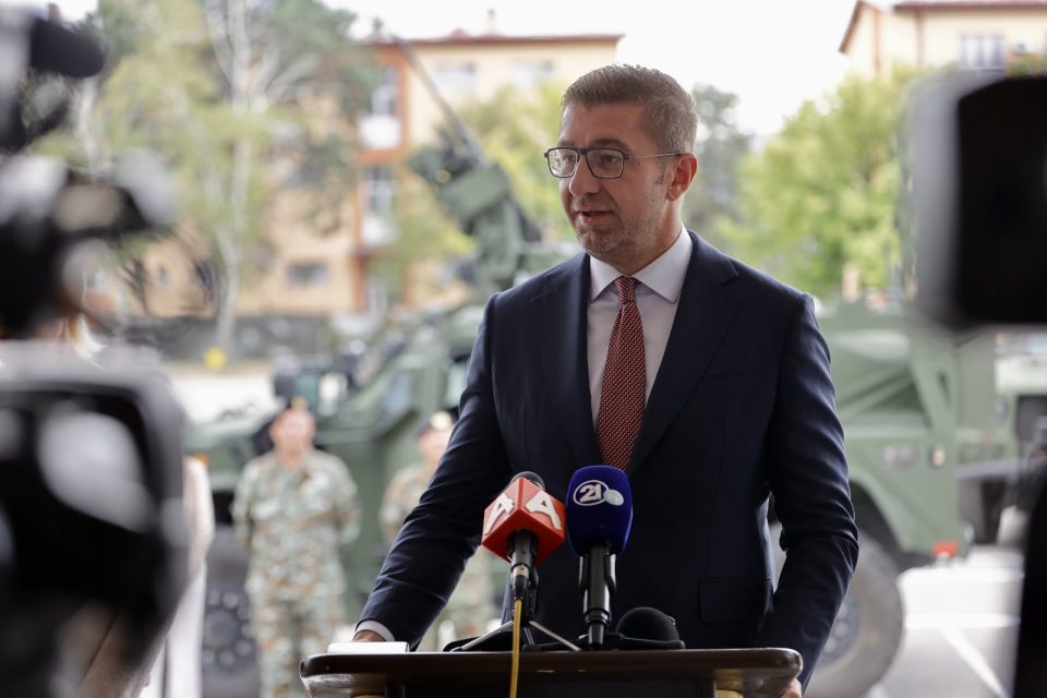 МИЦКОСКИ: Апсолутно никогаш нема да се повлечеме од преговорите со ЕУ, целта на оваа Влада е влез на Македонија во Унијата