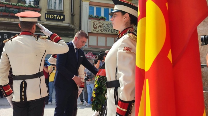 МИЦКОСКИ: Илинден нека потсетува на жртвата што генерациите ја оставиле за да може нашата да го има ова што денеска го имаме