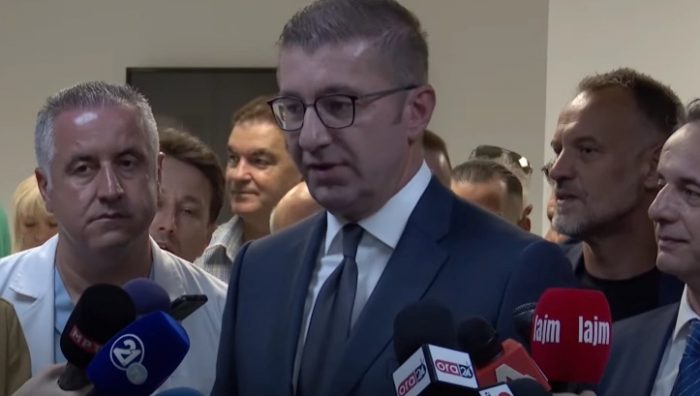 МИЦКОСКИ: Секој што се огрешил ќе одговара, и тие со фудбалчињата што сега се во бегство, како и сите што станаа милионери преку ноќ