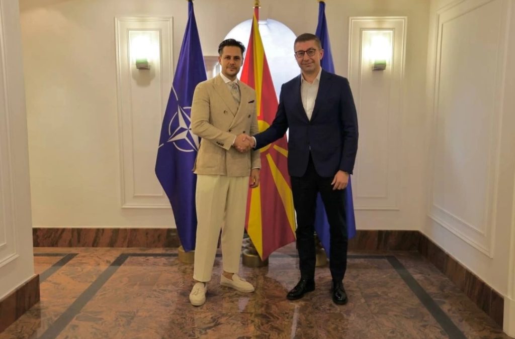 МИЦКОСКИ НА СРЕДБА СО БИКОВИЌ: Иницијатива за инвестиција во Берово