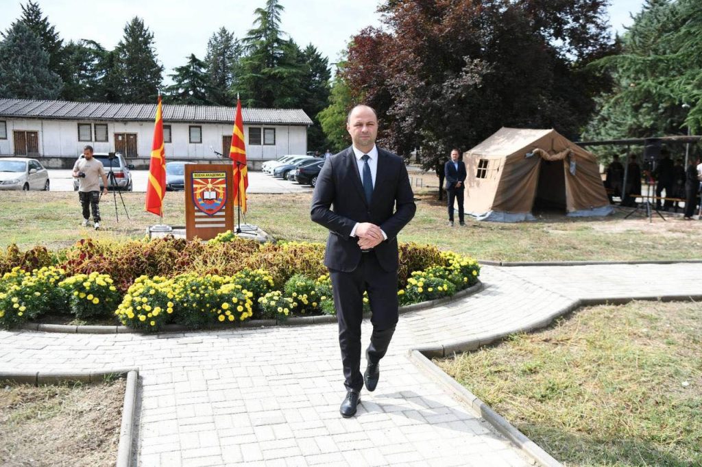 МИСАЈЛОВСКИ: Воената академија Михајло Апостолски е столбот врз кој се градат идните офицери и подофицери на Армијата