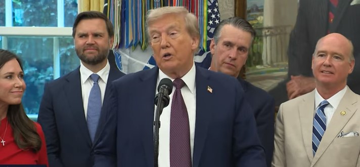 ТРАМП ПОНИШТИ ОДЛУКА НА БАЈДЕН: Штабот на Вселенската команда на САД од Колорадо ќе биде преместен во Алабама