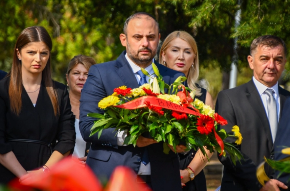 ЃОРЃИЕВСКИ: Со достоинство и со силно чувство за сопствената држава, за нашата Македонија