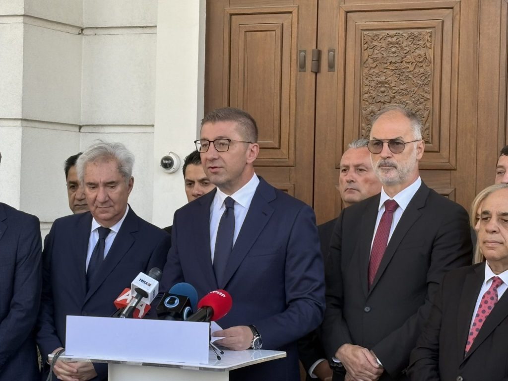 МИЦКОСКИ: Одиме на избори со коалиција од 25 партии, покажавме дека умееме да ги водиме општините без скандали и со многу работа