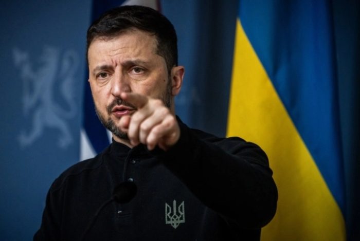ЗЕЛЕНСКИ ГО НАПАДНА ЗАПАДОТ: Дроновите и ракетите со кои Русија удри на Украина имаат повеќе од 100.000 западни компоненти