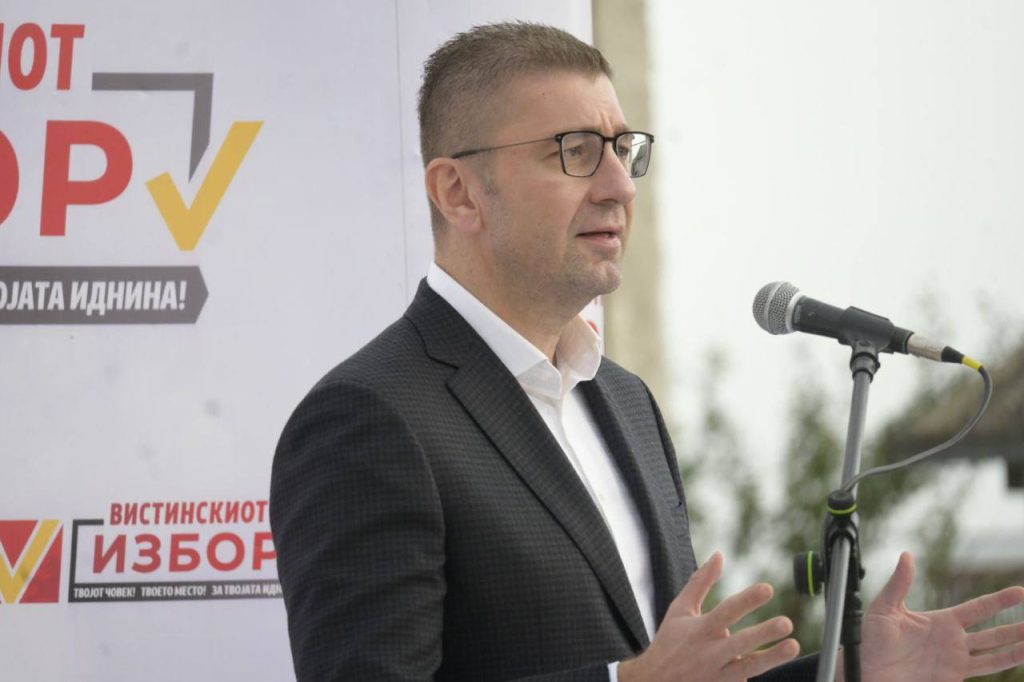 МИЦКОСКИ ОД ЧУЧЕР САНДЕВО: ВМРО-ДПМНЕ нуди програма и проекти, додека СДС-ДУИ-Левица монструозни лаги преку спотови, а нивните перјаници новинарски го сакаат моето тело распарчeно во куфер