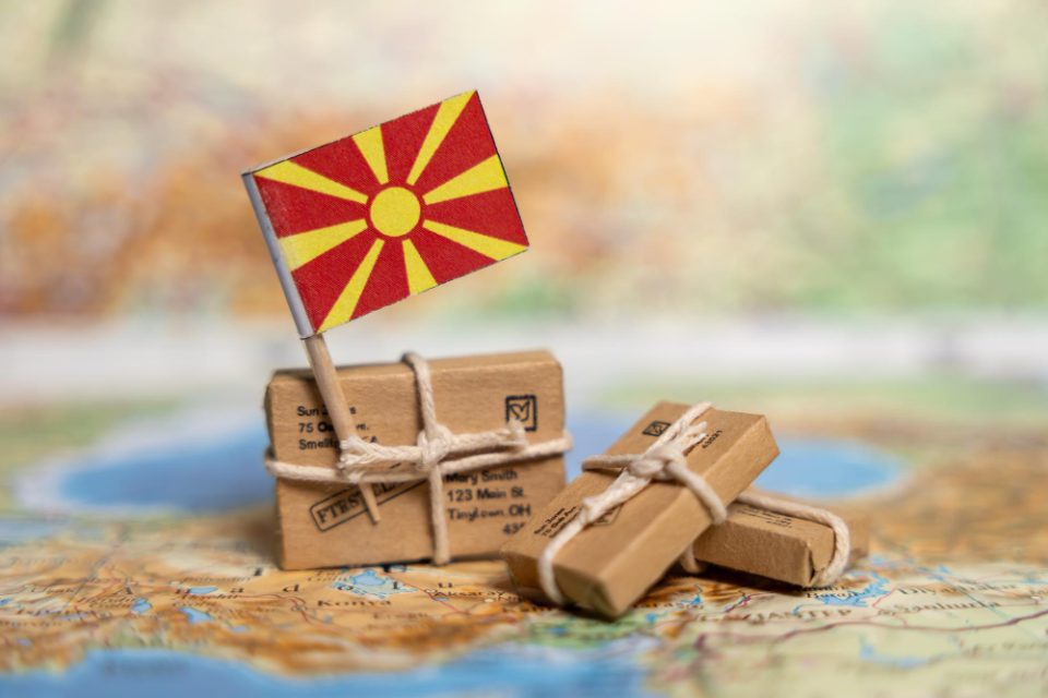 ЗГОЛЕМЕН ИЗВОЗОТ ЗА 1,8 ОТСТО: Македонија годинава најмногу тргувала со Германија, Велика Британија, Кина, Грција и Србија