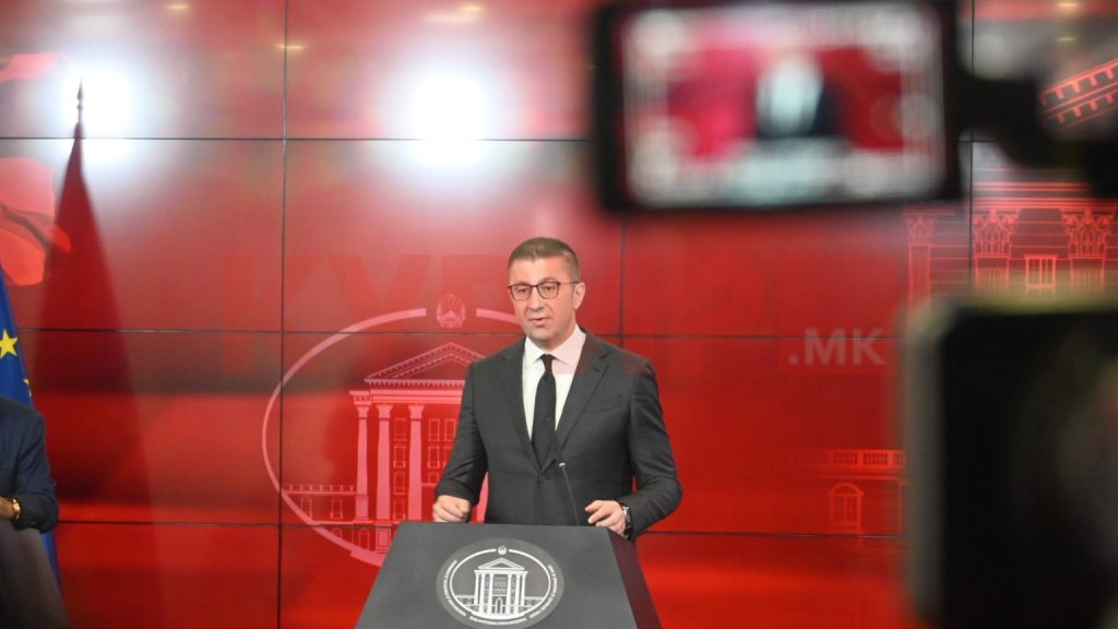 Мицкоски во дводневна посета на Обединетото Кралство на Самитот за Западен Балкан-Берлински процес