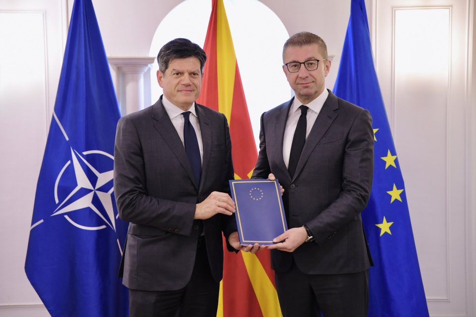 МИЦКОСКИ: Македонија останува посветена на европскиот пат, но без двојни стандарди и политички притисоци