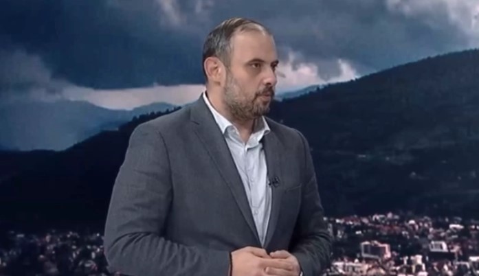 СО ЕЛКАТА НА ДАНЕЛА СЕ МАЈТАПЕШЕ ЦЕЛ РЕГИОН, А СЕГА ЃОРЃИЕВСКИ НАЈАВУВА: Скопје годинава ќе добие новогодишна прослава каква што заслужува секоја метропола