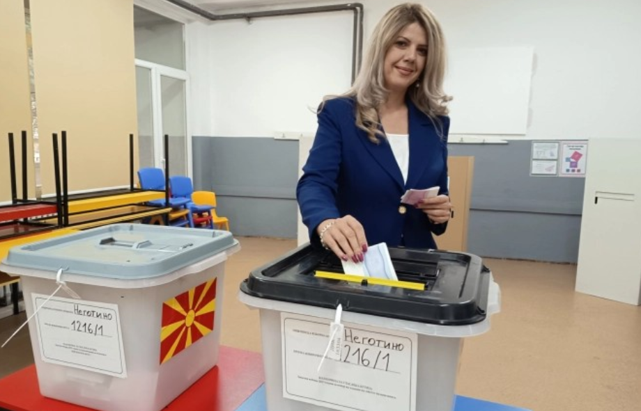 Неготино ја доби првата жена градоначалничка – Марија Нацева