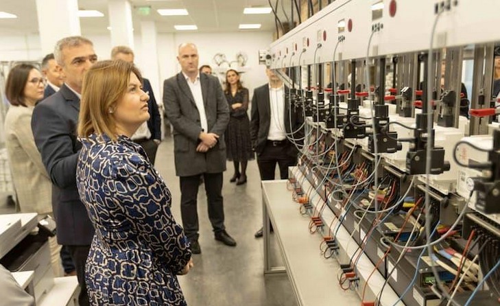 Министерката за енергетика во посета на лабораторијата за проверка на броила на Електродистрибуција