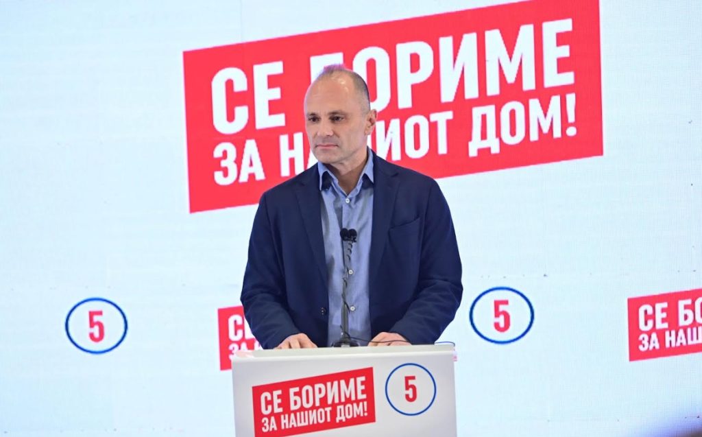 Филипче ја потврди оставката на Чупеска, тој останува лидер