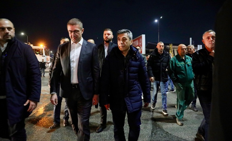 СКОПЈЕ: Метла за „чистачите“ плаќани и по 10.000 евра за „интелектуални услуги“, дезинфекција, дедуизација, деданелизација…