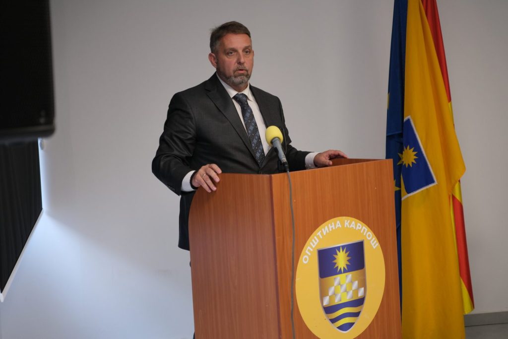 СОВЕТОТ ГО ПОДДРЖА ПРЕДЛОГОТ НА ГРАДОНАЧАЛНИКОТ ЛУКРОВСКИ: Покривање на комуналните услуги за училишта