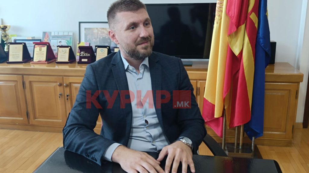 Митески прогласи голема победа во Аеродром