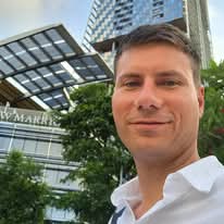 ИВАН ПЕРНАР, БИВШ ПРАТЕНИК ВО ХРВАТСКИОТ САБОР: Има ли уште некој што им верува на западните медиуми дека Украина ќе ја победи Русија!?