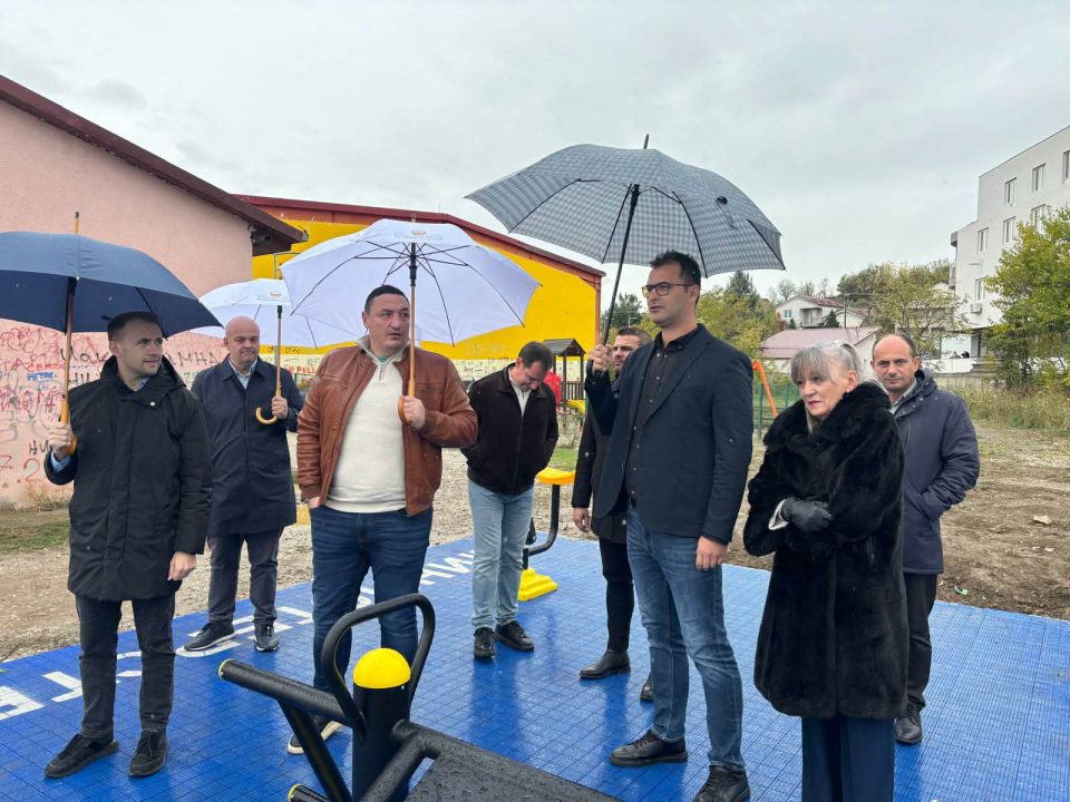 РИСТОВСКИ: Денеска во Ѓорче Петров отворивме современ повеќенаменски спортски центар за градење здрави навики и идни шампиони