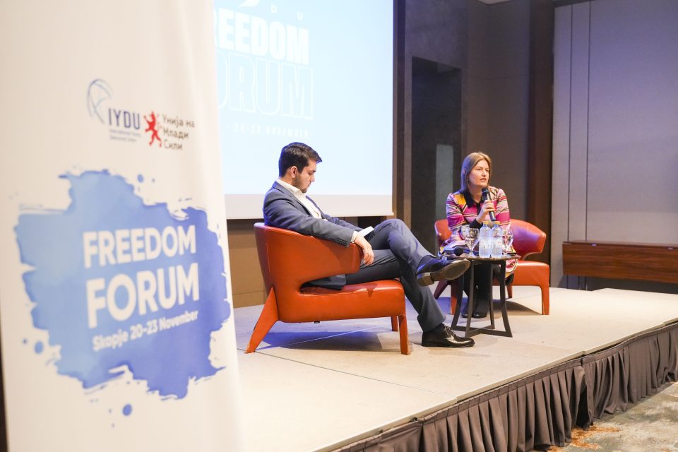 БОЖИНОВСКА: Македонија има јасна енергетска насока, конкретни проекти и регионални партнери кои нè гледаат како сериозен играч