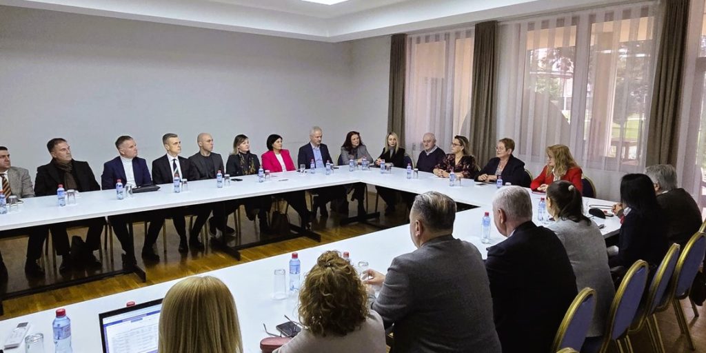 ЈАНЕВСКА: Владата дава приоритет на високото образование и науката