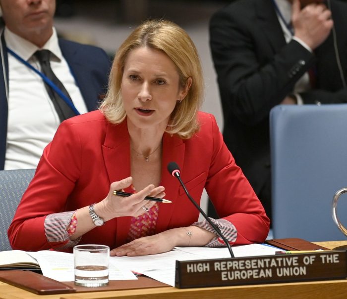 ШЕФИЦАТА ЗА НАДВОРЕШНИ НА ЕУ: Потребна е акција против таканаречената руска флота во сенка со која Москва генерира приходи