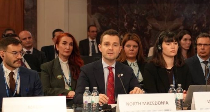 Муцунски на состанокот на Министерскиот совет на ОБСЕ во Виена